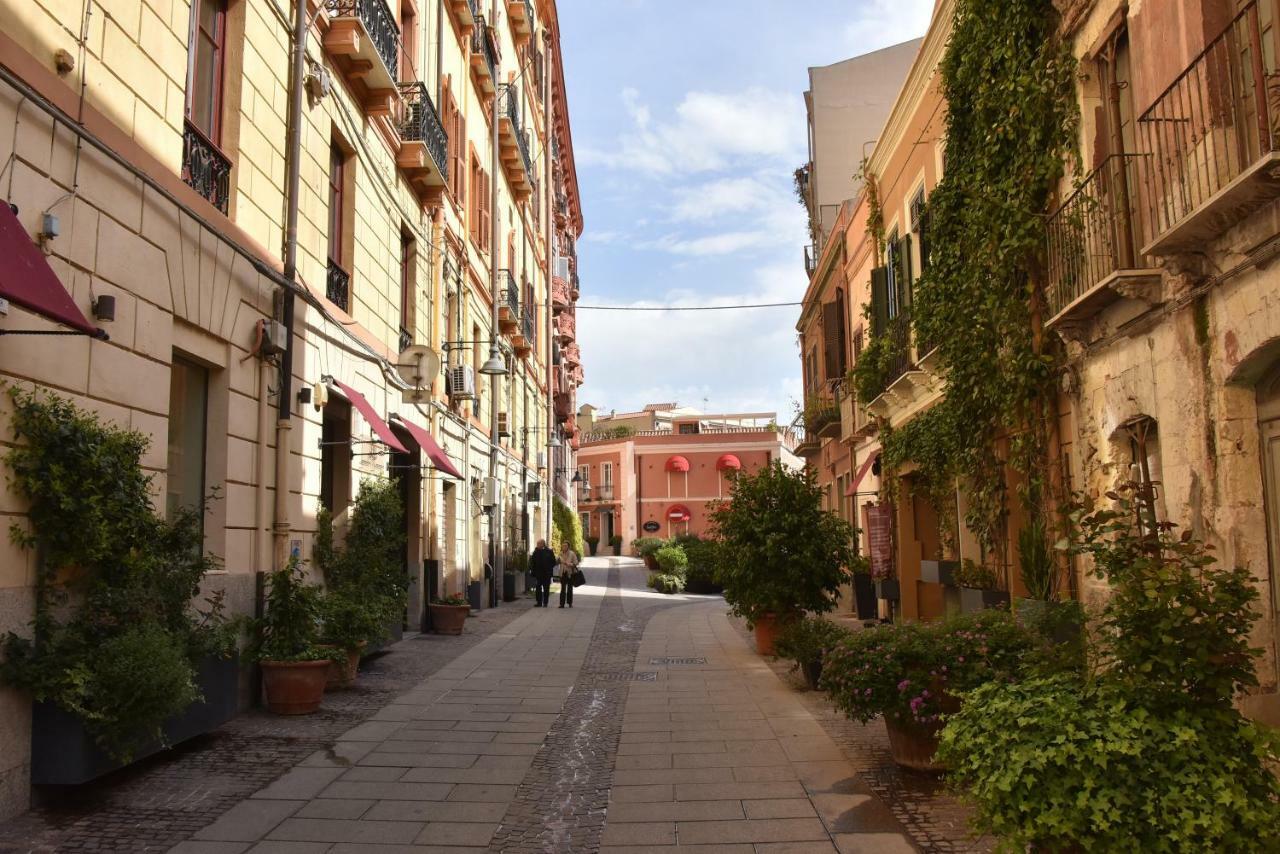 Monolocale Al Vicoletto Apartment Каляри Екстериор снимка